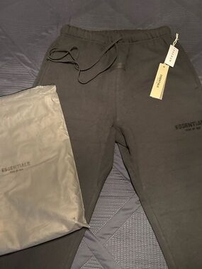 Fear of God ESSENTIALS Black Sweatpants | uncuffed